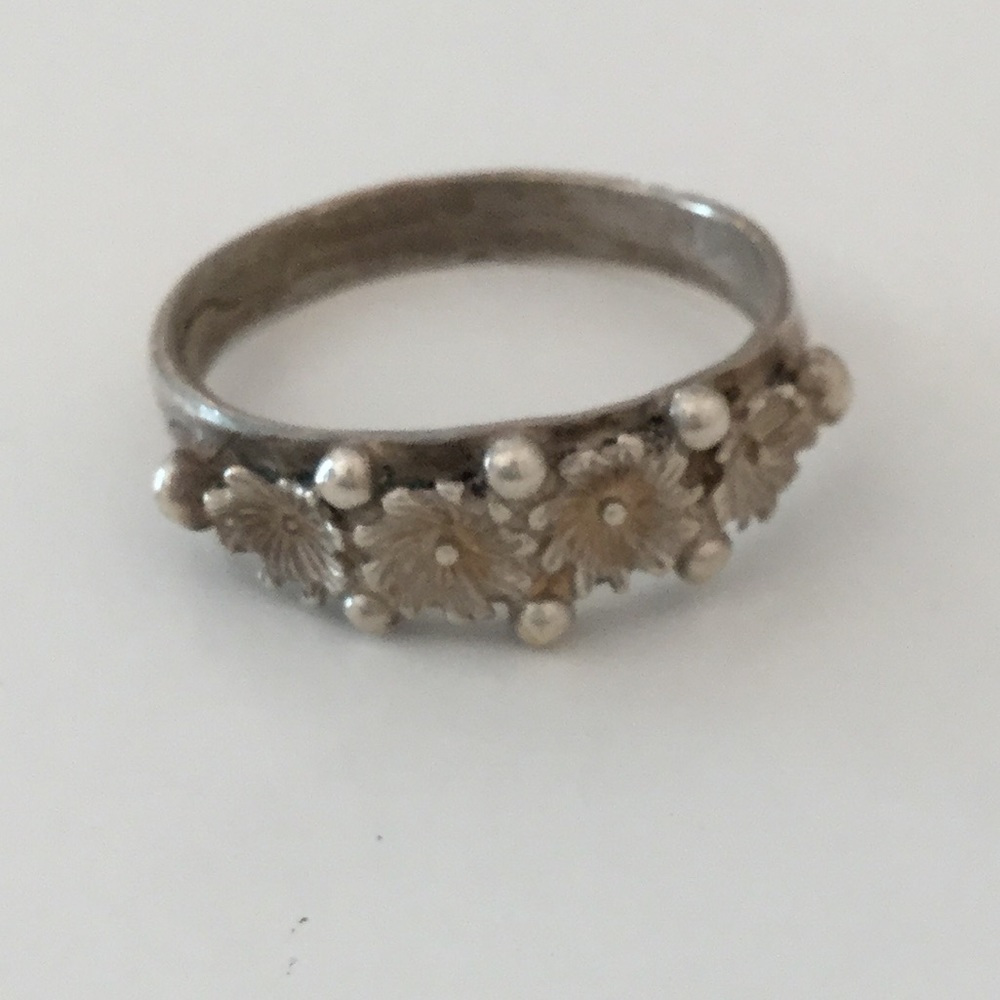 Navajo Sterling Silver Ring Size 7 by Kee Montoya